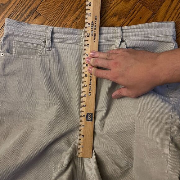 Uniqlo Women's Size 12 Corduroy Slim Flared Pants Light Beige Stretch Academia - Picture 5 of 9